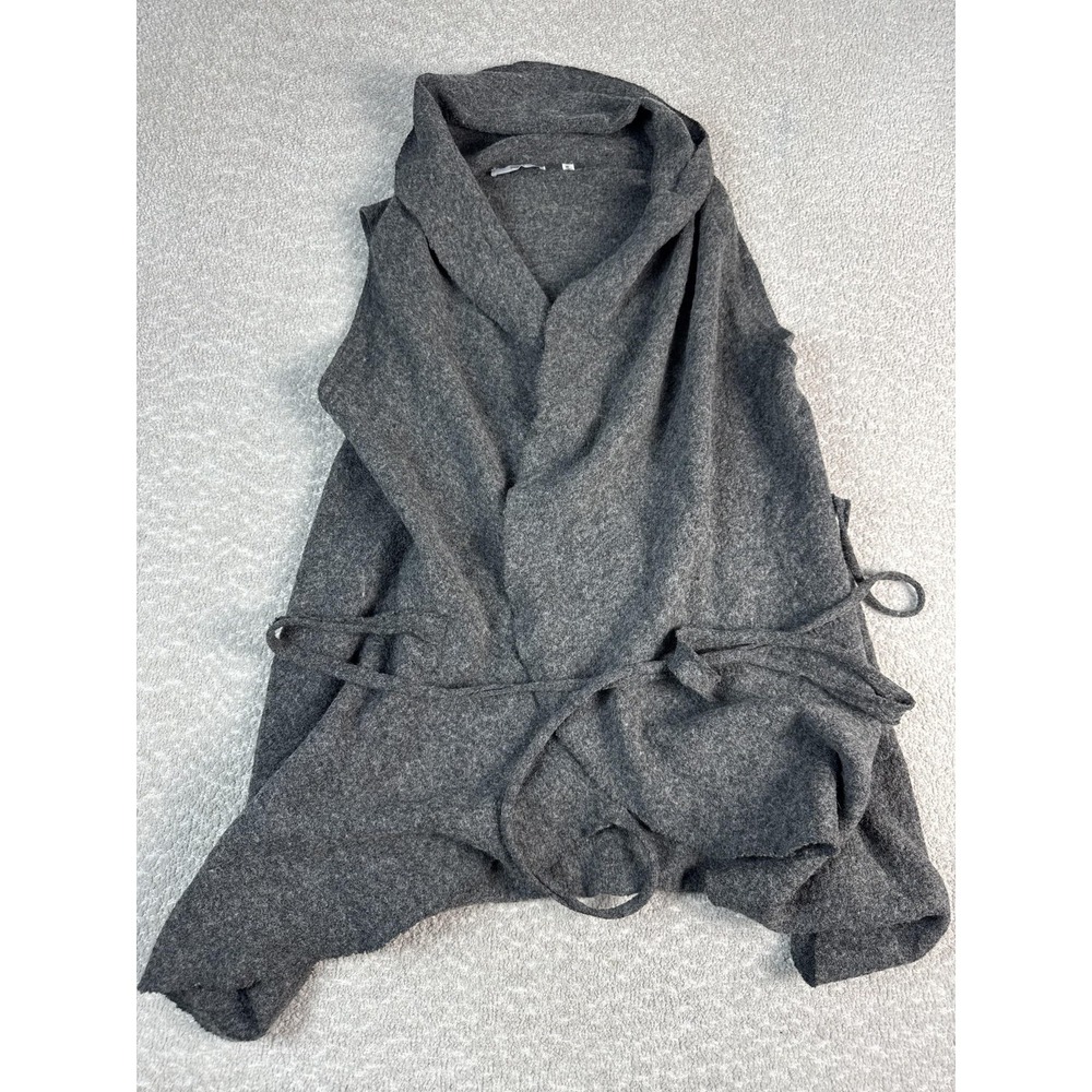 SARAR Sweater Vest Womens Medium Gray Wool Viscose Collared Belted Open‎ Knit